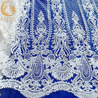드레스와 결혼하기 위한 프랑스 순서 하얀 신부 번쩍이는 금속 조각 레이스천